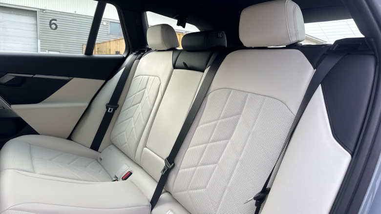 BMW 5 Series 520i M Sport 5dr Auto [Comfort Plus] Petrol Estate